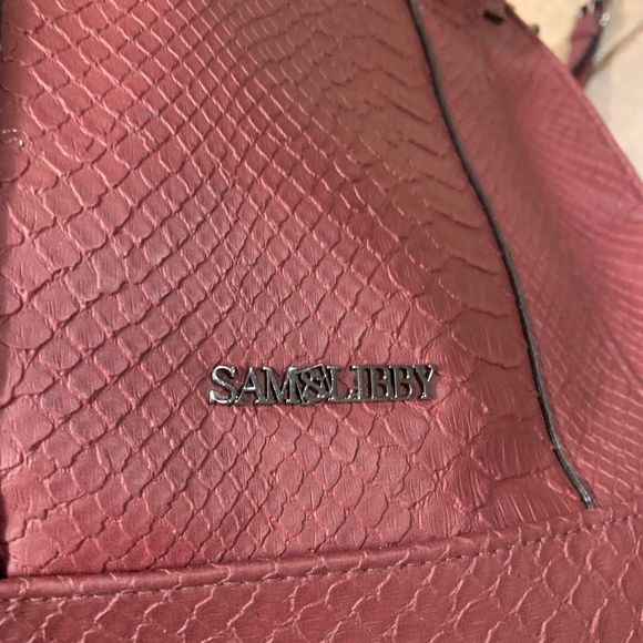 Sam&Libby Woman’s Purplish maroon Purse - Picture 3 of 6